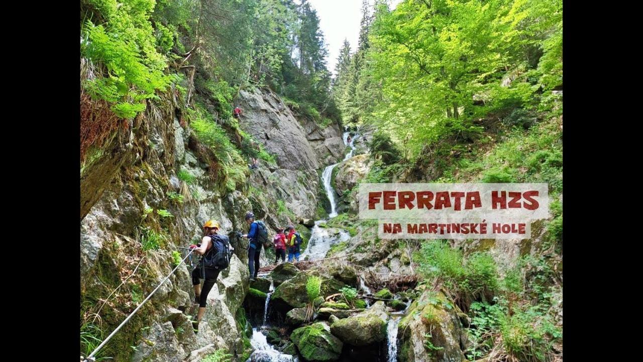 Chata Pod Martinkami Bagian luar foto